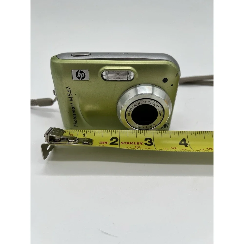 Lot Of‎ 2 HP PhotoSmart M547 6.2MP Digital Cameras For Parts